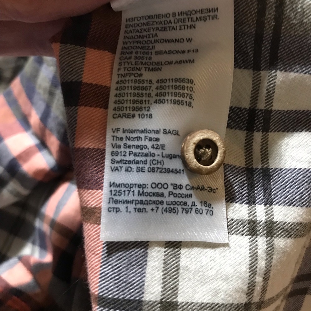 The Northface shirt size XL multicolor plaid flannel with roll tab sleeves - Picture 10 of 10